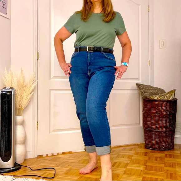 sz 16 H&M turned up mom's jeans NWT very trendy this Fall - Picture 1 of 13